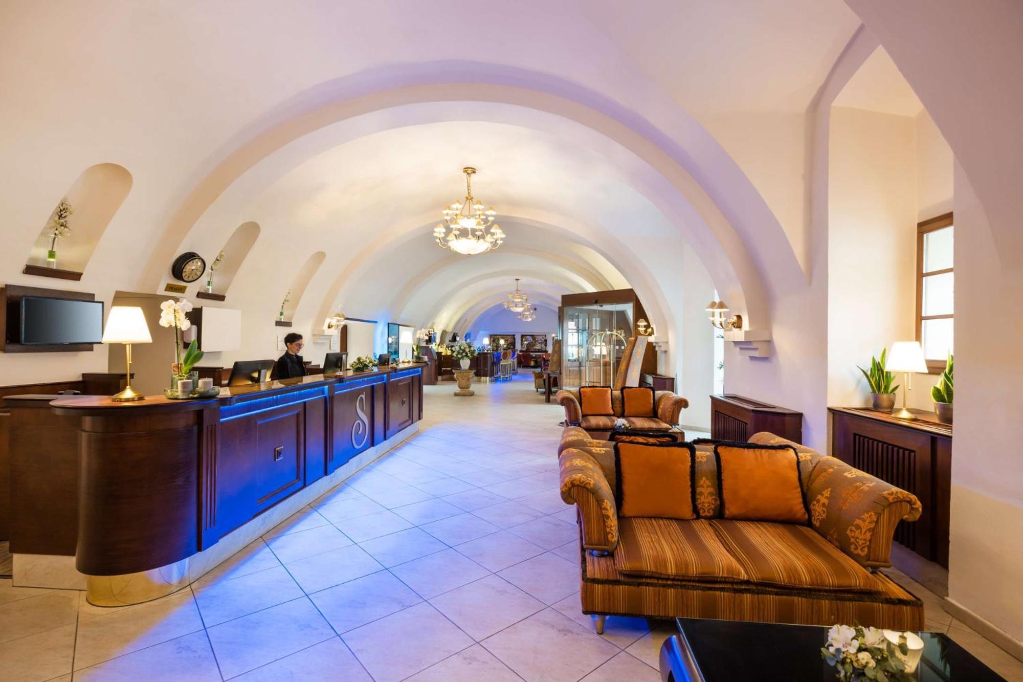 Lindner Hotel Prague Castle, Part Of Jdv By Hyatt Esterno foto